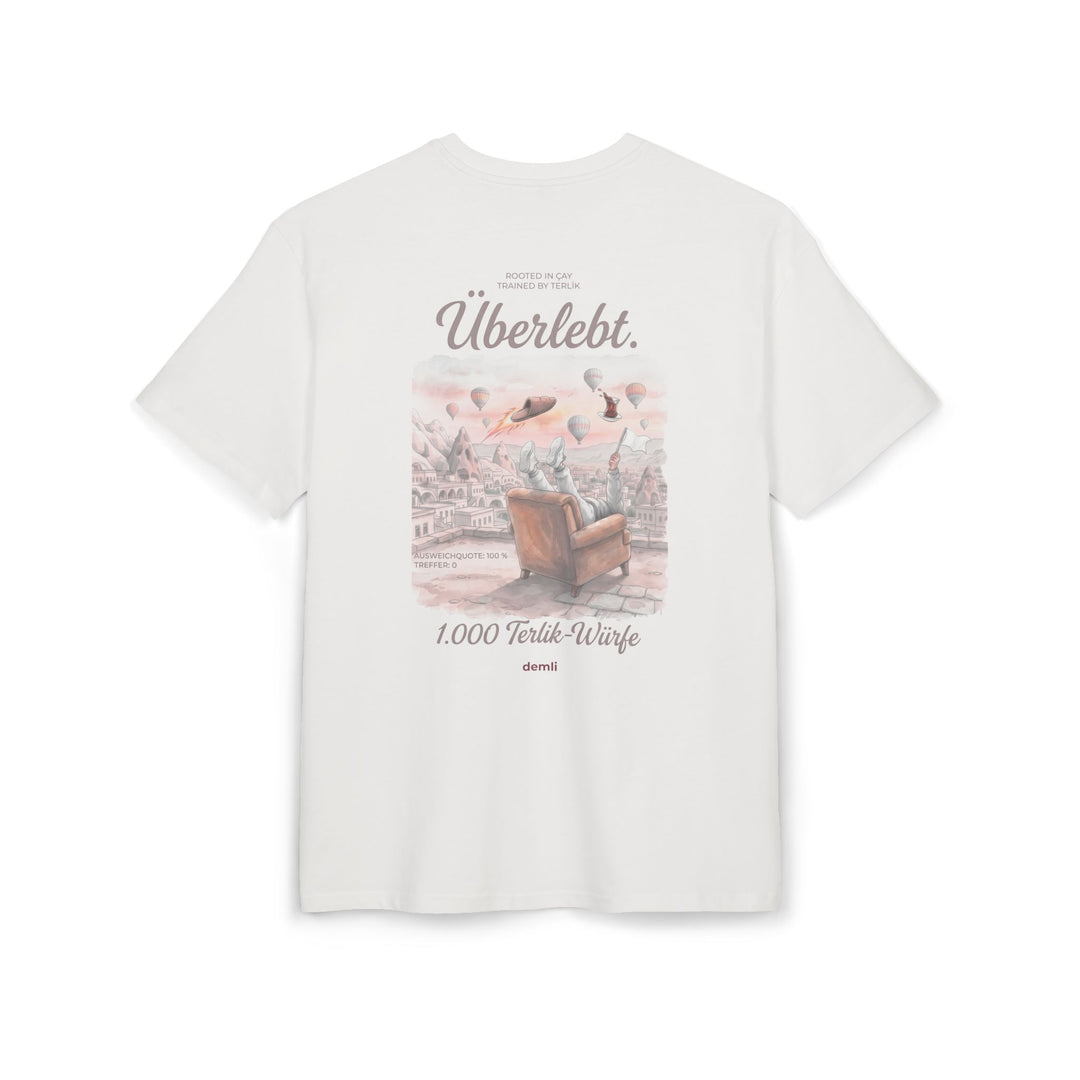demli – Überlebt. (Survived.) · Oversized Tee