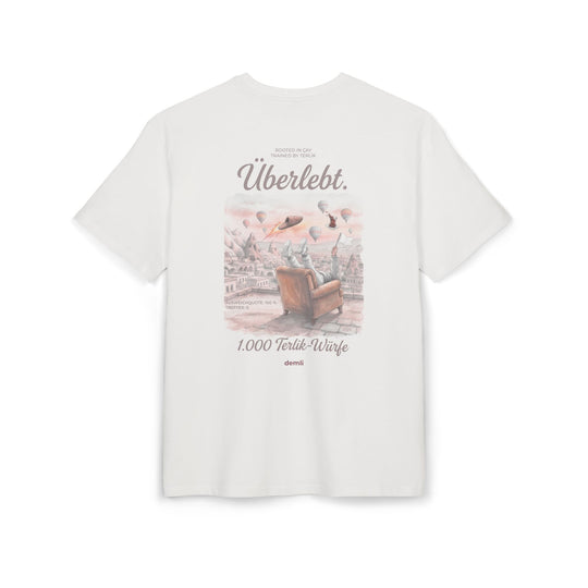 demli – Überlebt. (Survived.) · Oversized Tee